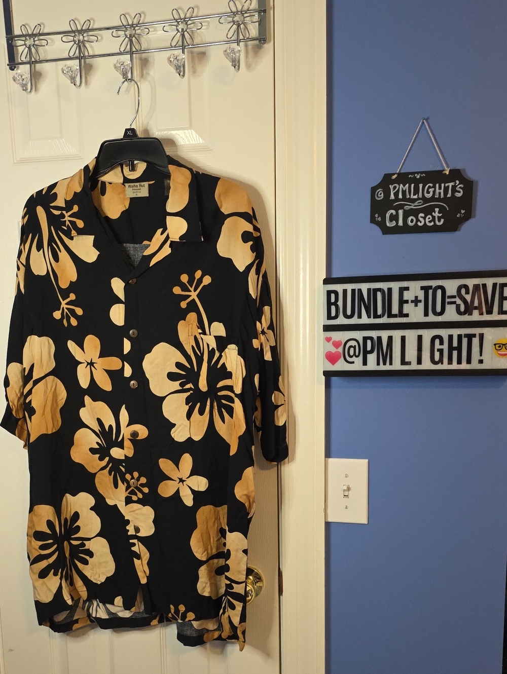 Aloha Hut Hawaii Black & Tan Floral Button-Up Hawaiian Shirt XL Short Sleeve